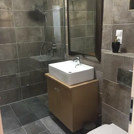 Móló Apartmanház Balatonszárszó