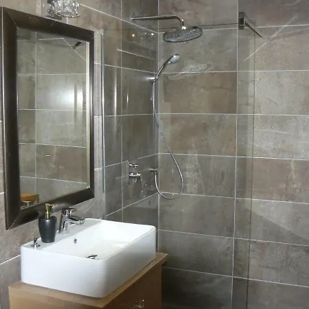 Appartamento Móló Apartmanház Balatonszárszó